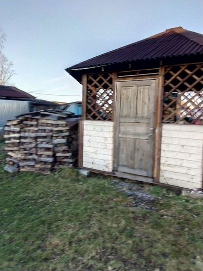 Дача 20 м² на участке 5 сот.