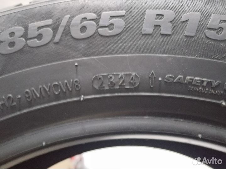 Kumho WinterCraft Ice Wi32 185/65 R15 92T