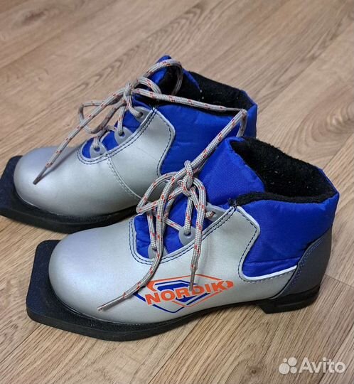 Лыжные ботинки детские 31 размер