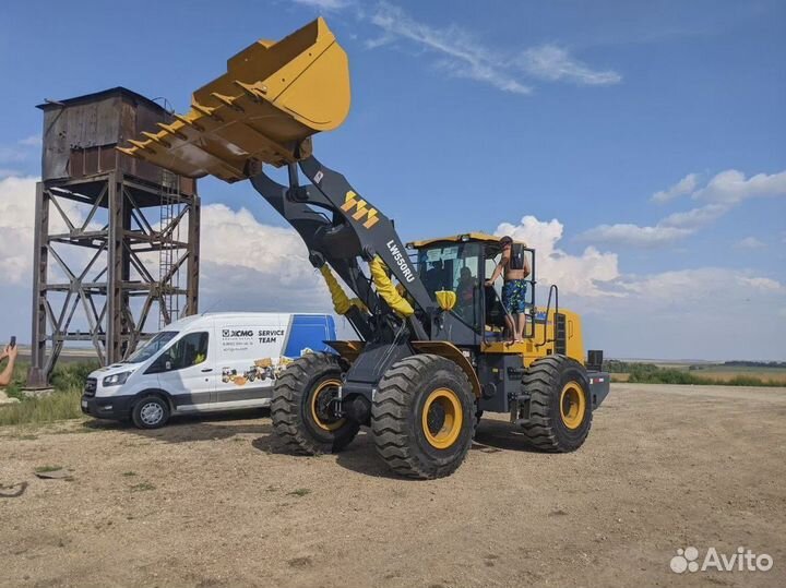 Фронтальный погрузчик XCMG LW550RU, 2023