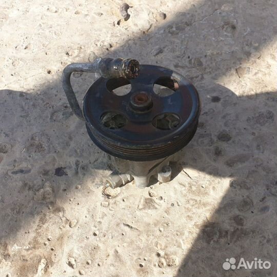 Насос гур J20A Suzuki Grand Vitara