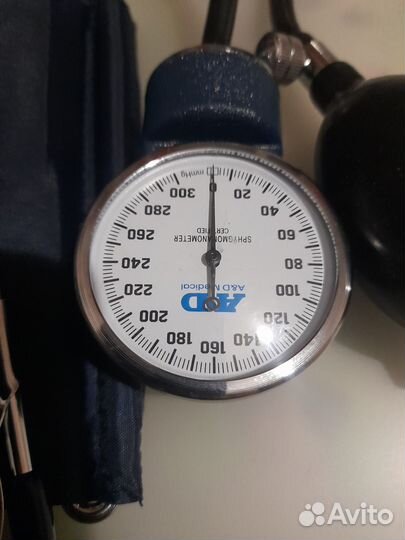 Тонометр (сфигмоманометр) механический AND