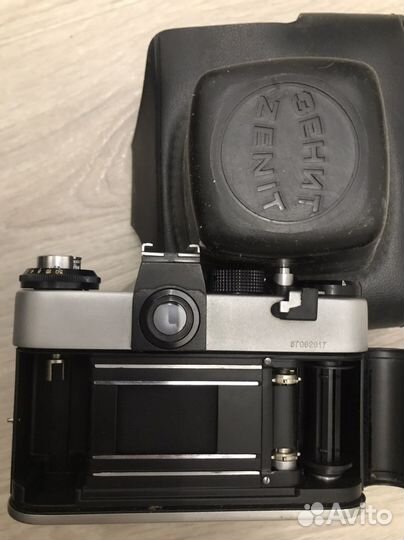 Фотоаппарат пленочный Зенит ет