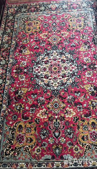 Ковер шерстяной