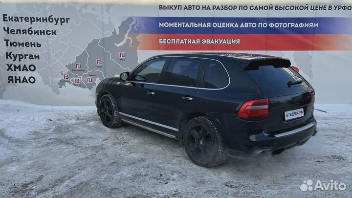 Моторчик стеклоочистителя задний Porsche Cayenne (9PA) 95562808004