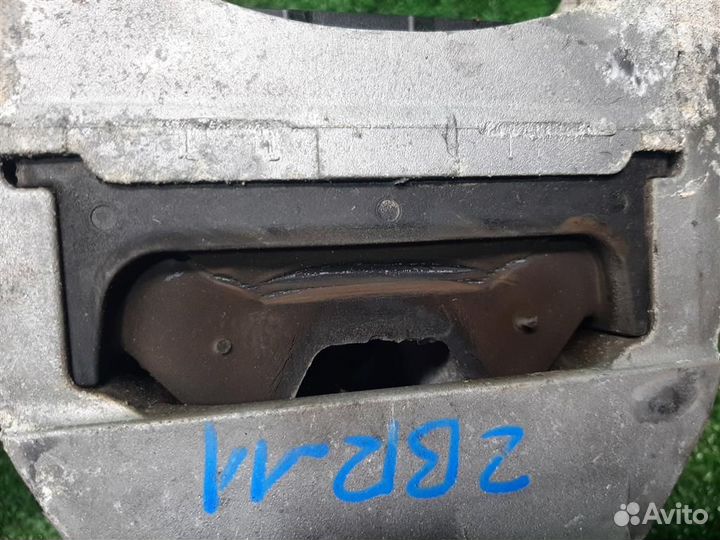 Опора (подушка) двигателя правая Opel Zafira C 20