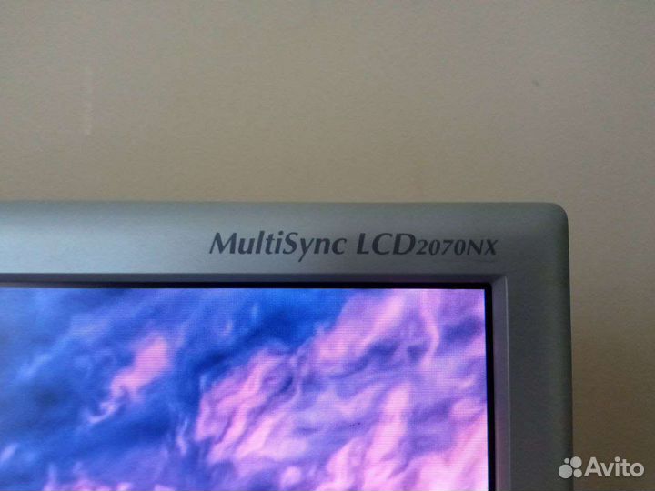 Монитор NEC multisync2070NX