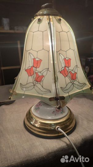 Лампа настольная