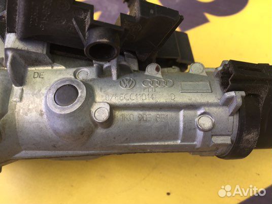 Замок зажигания Skoda Rapid 1