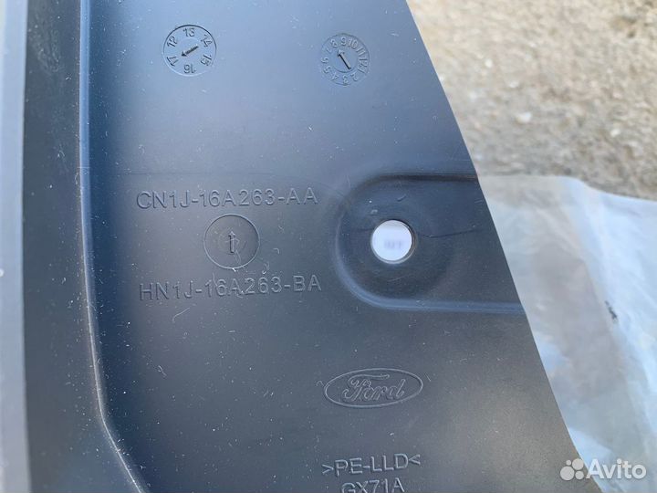 Брызговик передний левый EcoSport