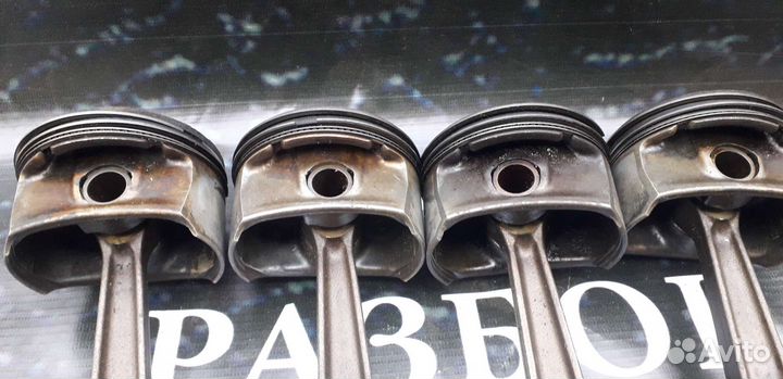 Поршень с шатуном Opel Astra H