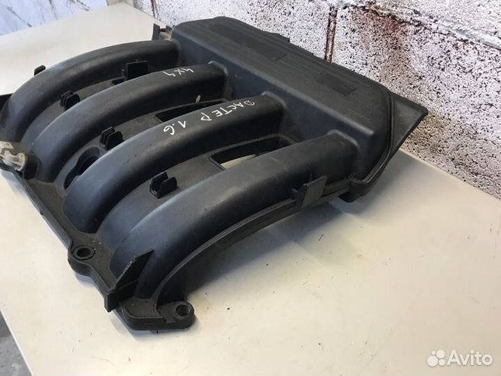 Впускной коллектор Renault Duster внедорожник K4M
