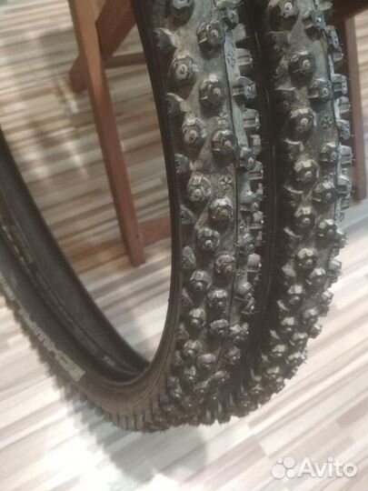Покрышки шипованные schwalbe 26X2.1