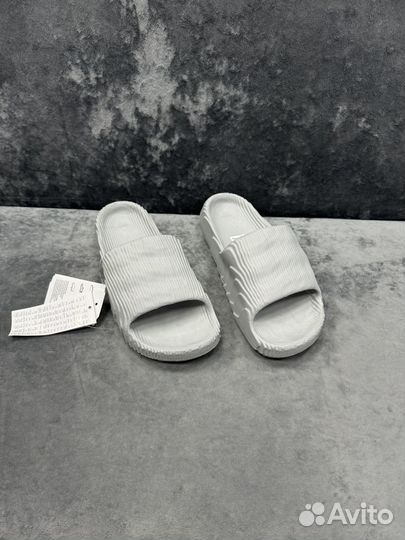 Тапки adidas adilette 22