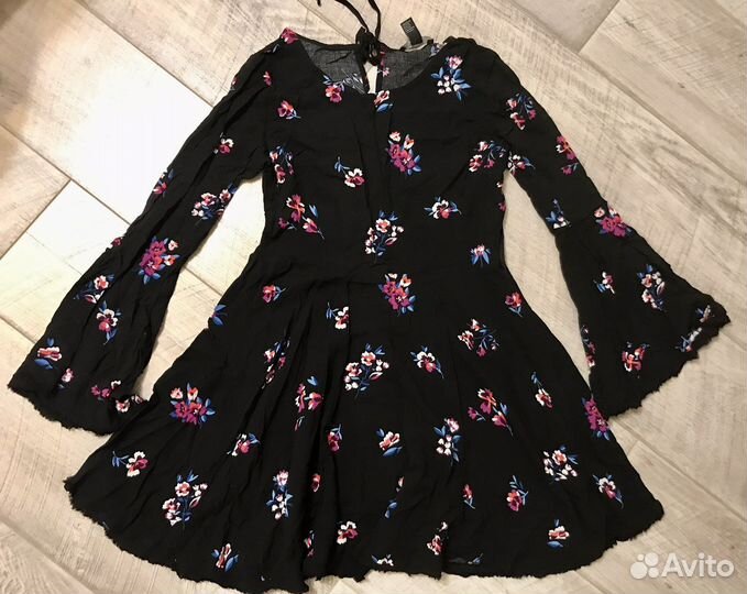 Платье новое Forever 21