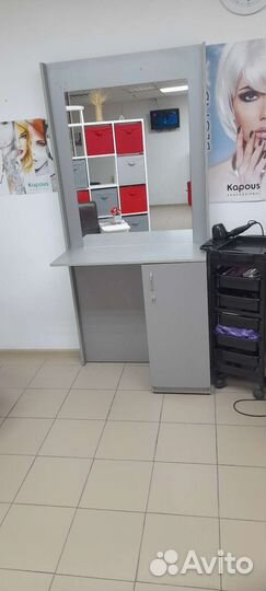 Зеркало парихмахера