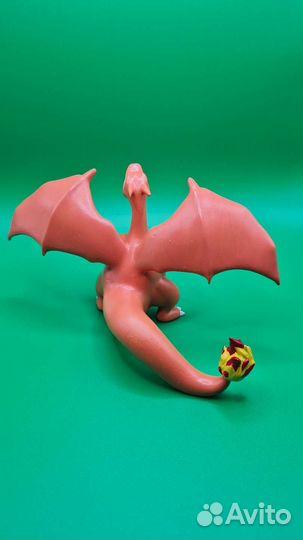 Фигурка чаризард