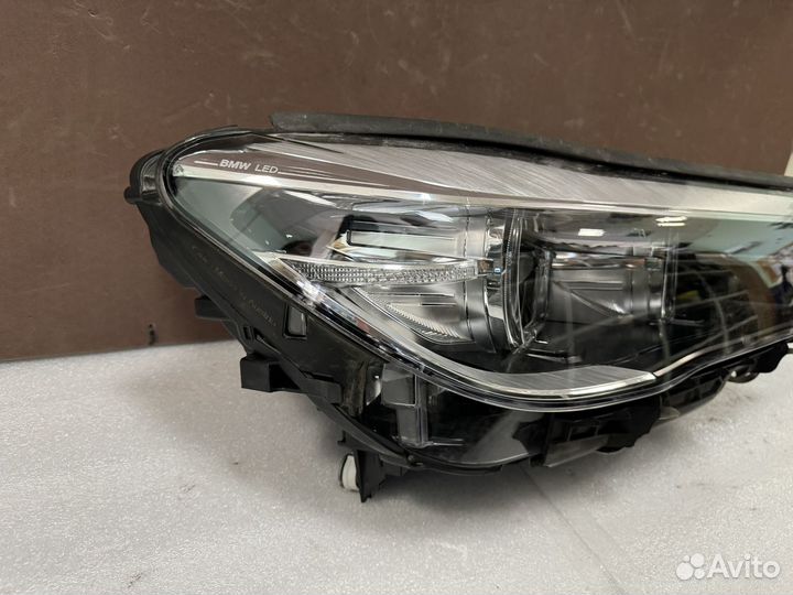 Правая фара на BMW 7 G11 G12 LED до рест передняя