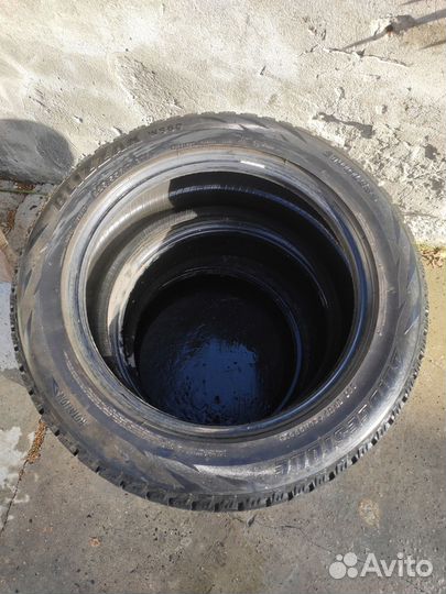 Bridgestone Blizzak WS-60 225/55 R17 97R