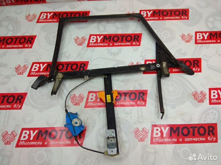 Стеклоподъемник задний правый Audi А4 B6 2.5 TDI