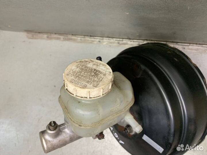 Вакуумный усилитель тормозов Mitsubishi Lancer 9