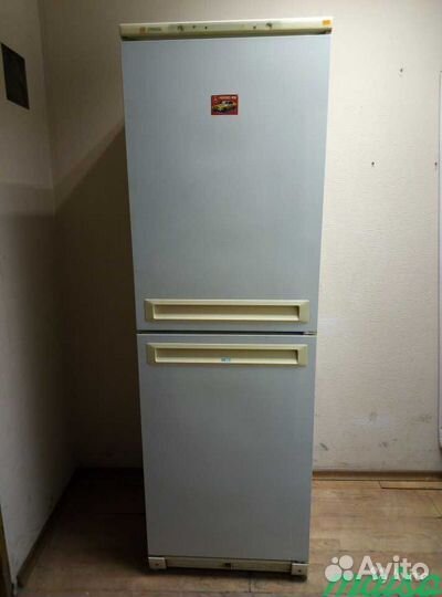 Холодильник Стинол 103 двухкамерный