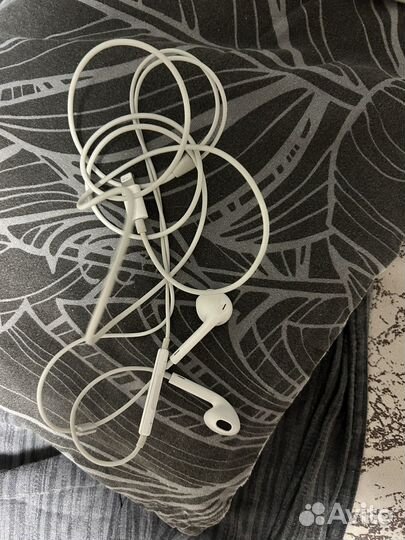 Наушники проводные apple