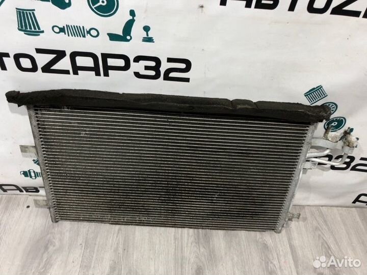 Радиатор кондиционера Ford Focus седан qqdb 2007