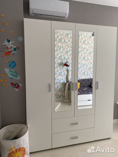 Шкаф распашной новый