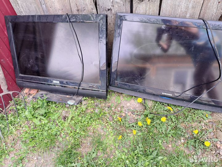 ЖК телевизор