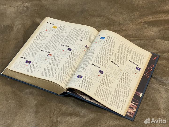 Книга на английском America