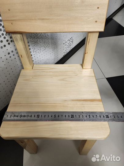 Стульчик детский из массива дерева