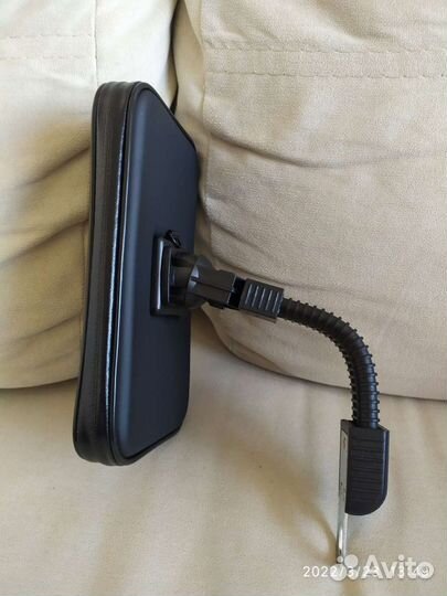 Крепление для телефона на скутер, мотоцикл