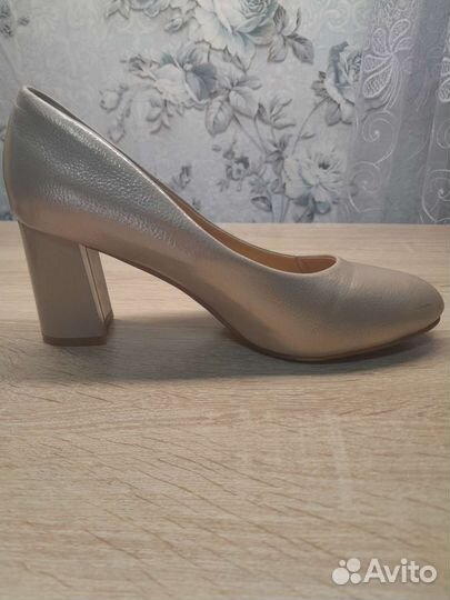 Туфли женские 38 размер