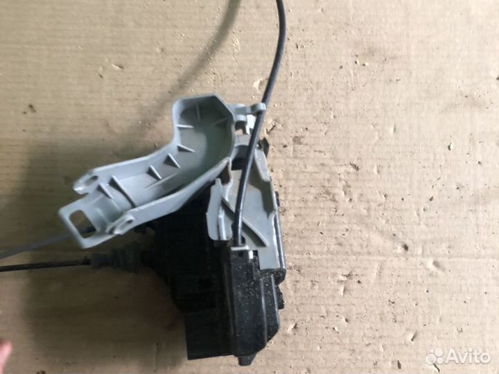 Hyundai elantra замок двери