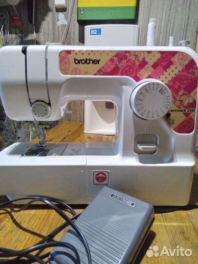 Швейная машина Brother artwork 22N