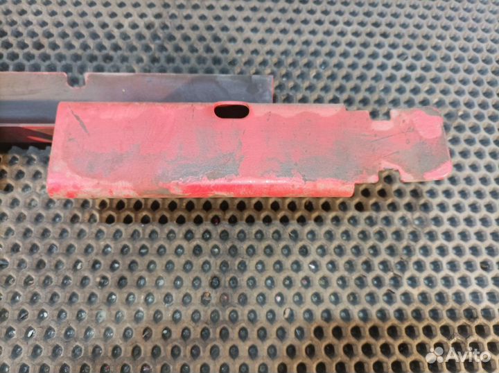 1678593 Кронштейн проводки шасси Daf XF105