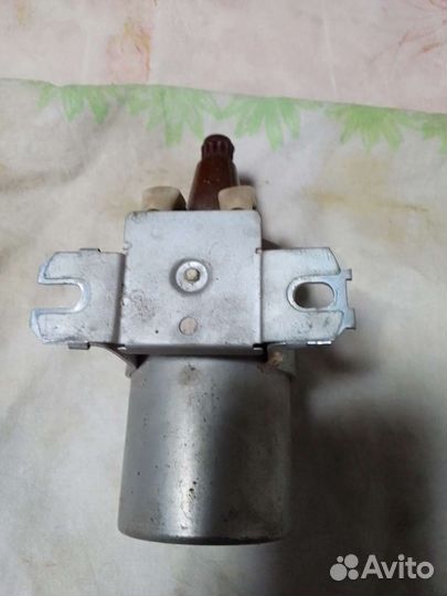 Катушка зажигания на Москвич (иж),2140