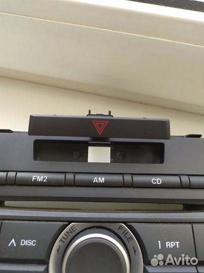 Панель штатной магнитолы Mazda CX7 2010 г.в