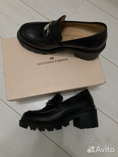 Туфли женские 38 размер натуральная кожа черные