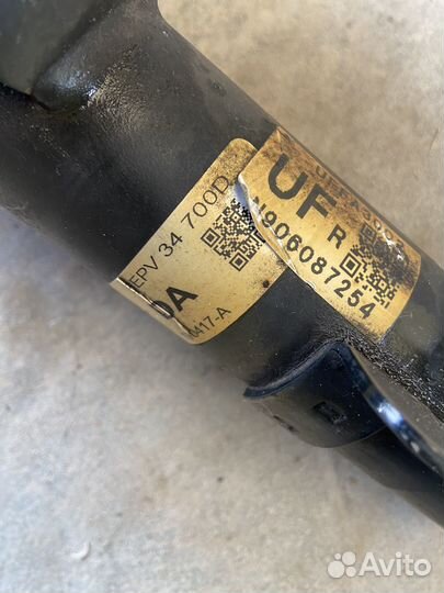 Амортизатор передний mazda 3 bp,cx-30