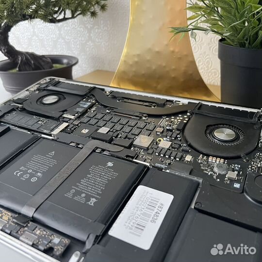 Apple MacBook Pro 15 Retina A1398 (512GB SSD)