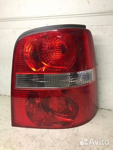 Фонарь задний правый VW Touran с 2003-2006 год