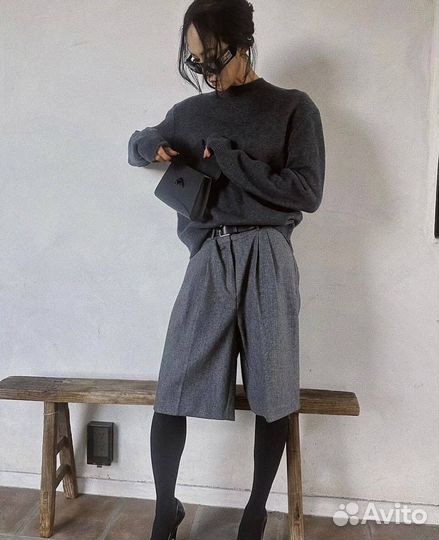 Свитер женский