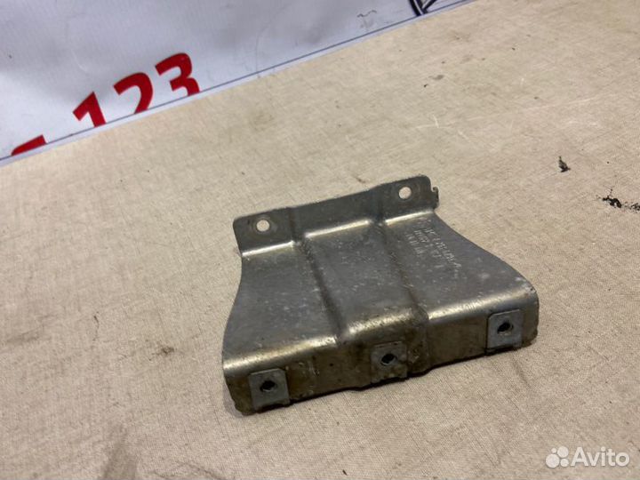 Кронштейн Bmw X3 F25 N52B30A 2010