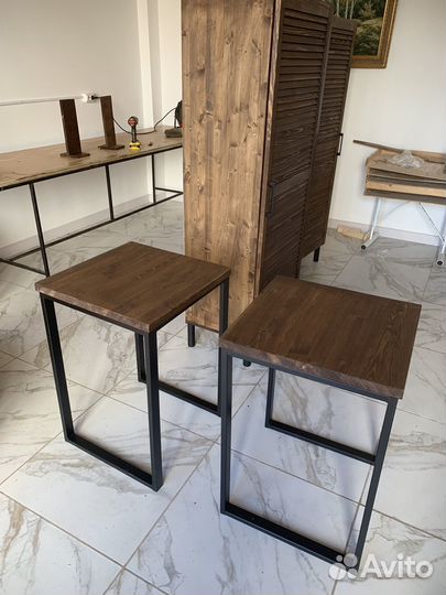 Тумбочка прикроватная