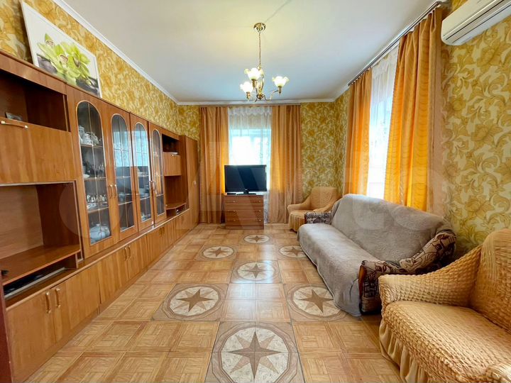 Дом 197 м² на участке 21,9 сот.