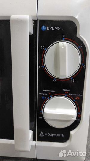 Микроволновая печь Tesler