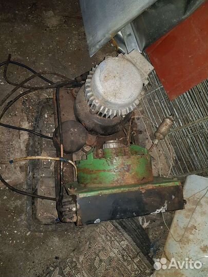 Мотор от холодильника СССР