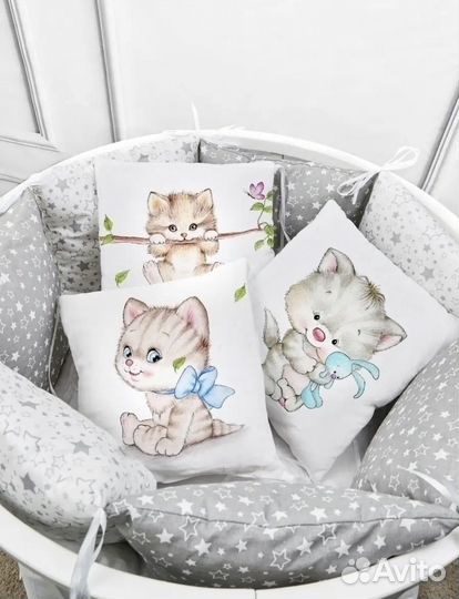 Комплект бортиков в кроватку с постельным бельем